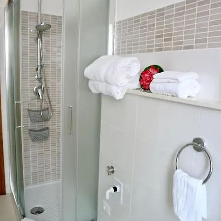 Casa Soleggiata Apartment *