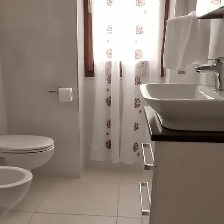 Casa Soleggiata Apartment